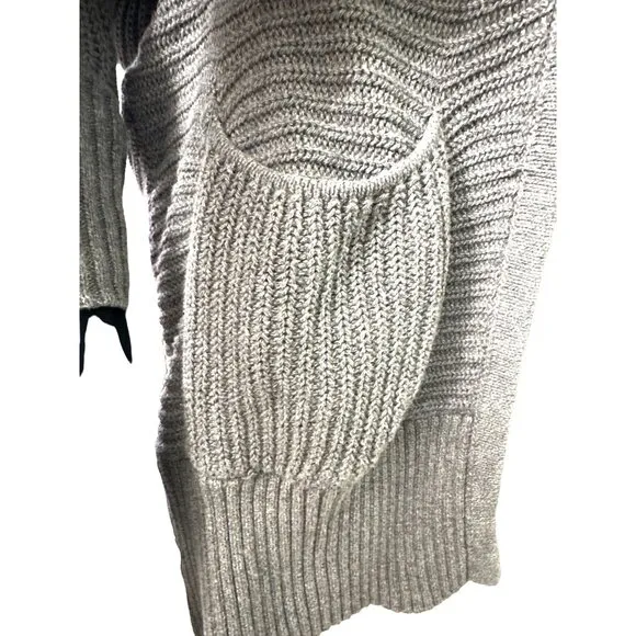 American Eagle  Outfitters Vintage Ribbed Knitted Batwing Gray Cardigan Sweater