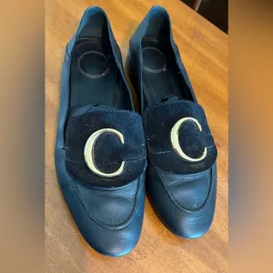 &quot;C&quot; Chloe black leather/suede flats. Size 39