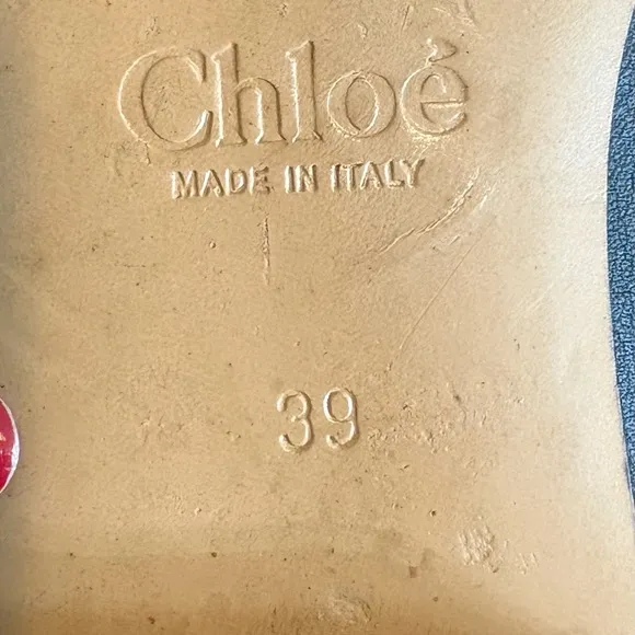 &quot;C&quot; Chloe black leather/suede flats. Size 39