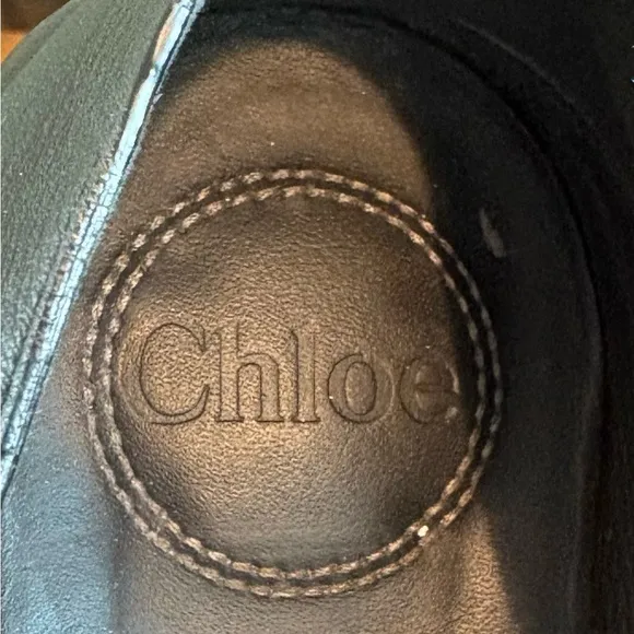 &quot;C&quot; Chloe black leather/suede flats. Size 39