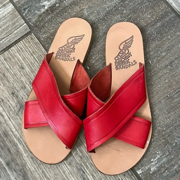 Ancient Greek sandals THAIS size Women’s 6 in red