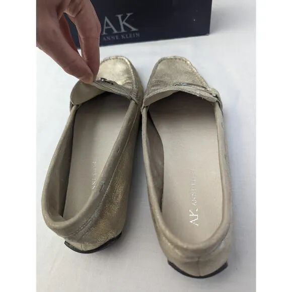Anne Klein Size 8 Flats Suede Metallic Gold Career School Fall Office Work