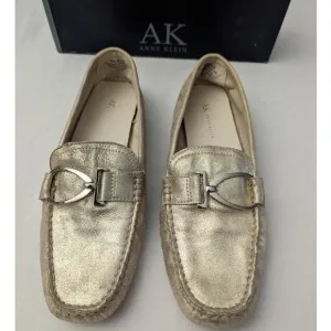 Anne Klein Size 8 Flats Suede Metallic Gold Career School Fall Office Work