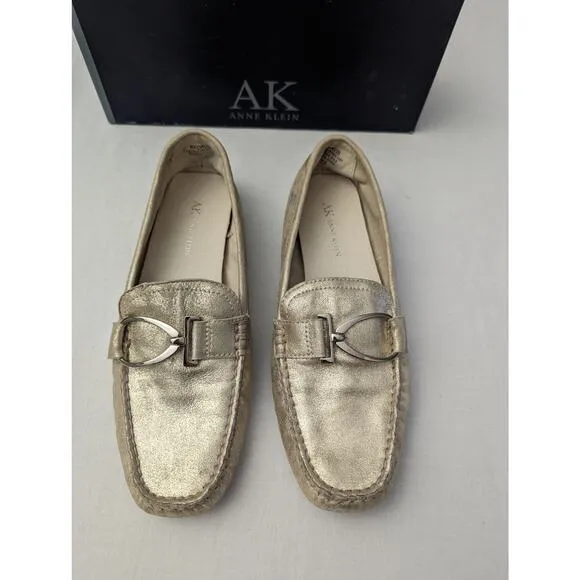 Anne Klein Size 8 Flats Suede Metallic Gold Career School Fall Office Work