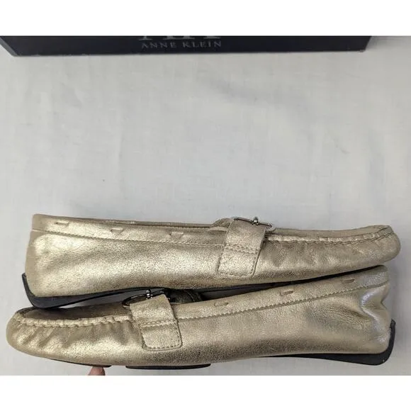 Anne Klein Size 8 Flats Suede Metallic Gold Career School Fall Office Work