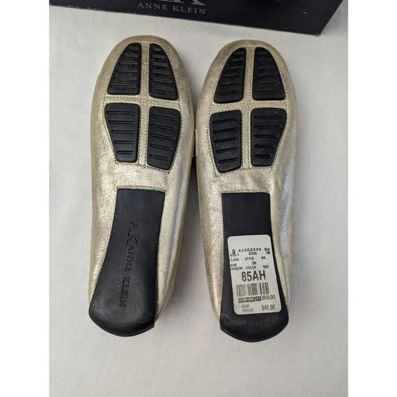Anne Klein Size 8 Flats Suede Metallic Gold Career School Fall Office Work