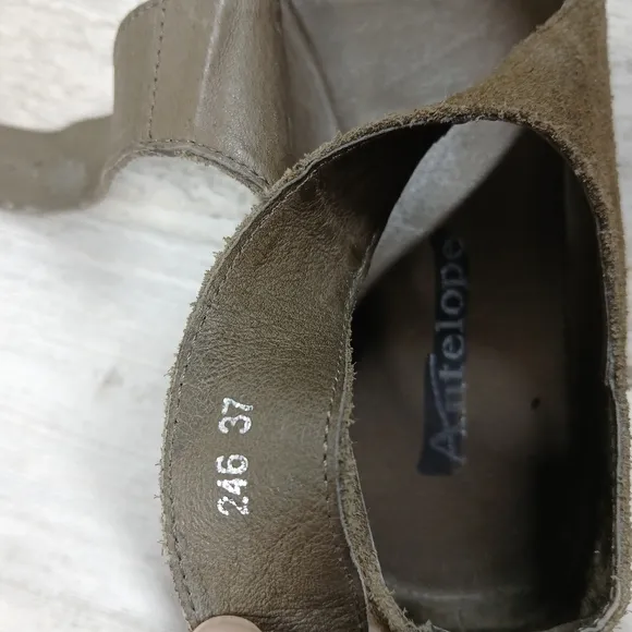 Antelope Women's 246 Suede Pia Brown Buckle Mule Loafers #847