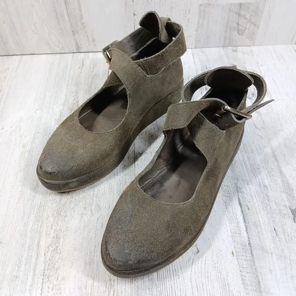 Antelope Women's 246 Suede Pia Brown Buckle Mule Loafers #847