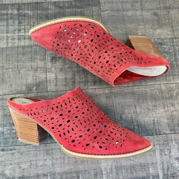 ANTHROPOLOGIE SEYCHELLES LASERCUT MULES RED SUEDE STACKED HEEL