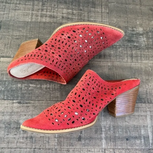 ANTHROPOLOGIE SEYCHELLES LASERCUT MULES RED SUEDE STACKED HEEL