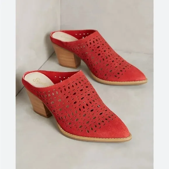 ANTHROPOLOGIE SEYCHELLES LASERCUT MULES RED SUEDE STACKED HEEL