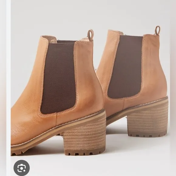 Anthropologie Silent D Biscoti Chelsea Boots size 38