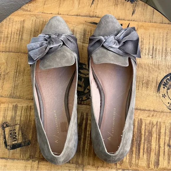 Anthropologie Suede Velvet Bow Flats Womens 9 M