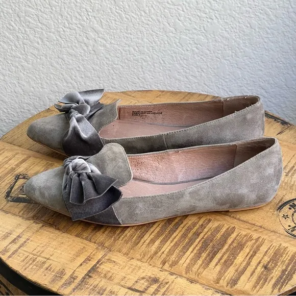 Anthropologie Suede Velvet Bow Flats Womens 9 M