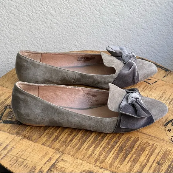 Anthropologie Suede Velvet Bow Flats Womens 9 M