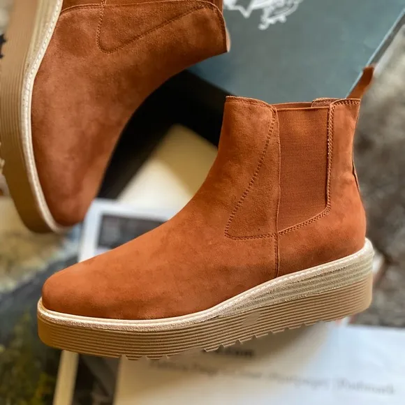 Anthropologie x Silent D Uvika Chelsea Boots