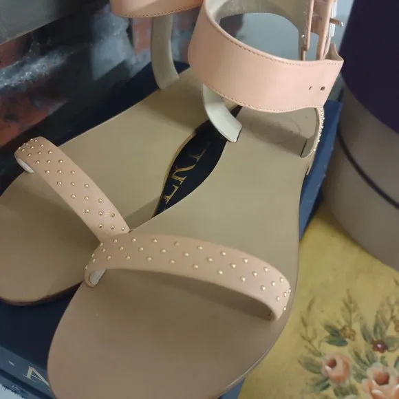 Aperlia Sandals (Women's US 10 / EU 41)