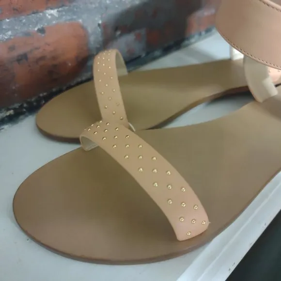 Aperlia Sandals (Women's US 10 / EU 41)