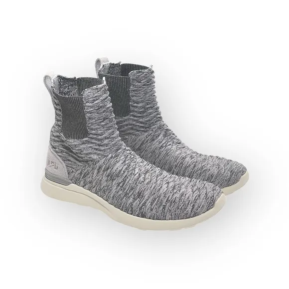 APL 𖤐 Chelsea Boot Knit Sneakers 𖤐 Heather Grey Melange 𖤐 aso Free People 𖤐 8M