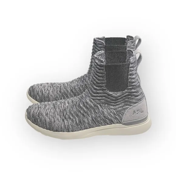 APL 𖤐 Chelsea Boot Knit Sneakers 𖤐 Heather Grey Melange 𖤐 aso Free People 𖤐 8M