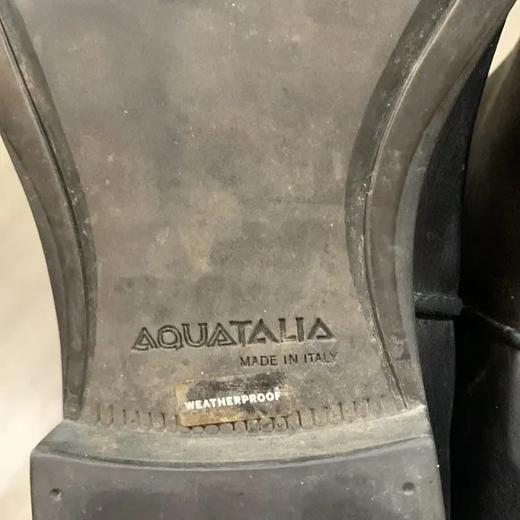 Aquatalia Adrian Black Leather Weatherproof Round Toe Chelsea Ankle Boots size 9