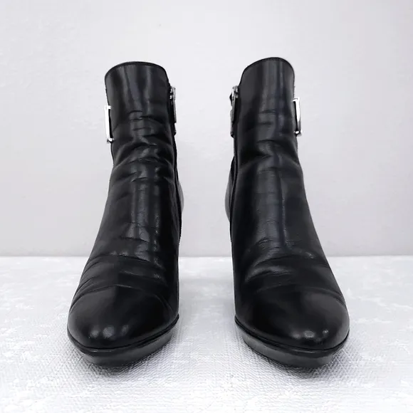 AQUATALIA Rogue Royal Heeled Ankle Booties US 9.5 Weatherproof Leather Boots