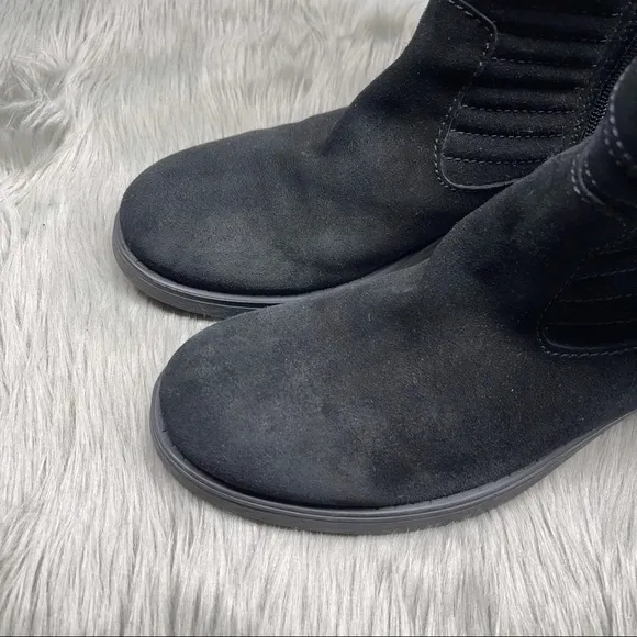 Aquatalia Sahel Moto Boots Suede Black Upper Side Zip Closure Size 8.5 Women’s