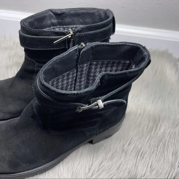 Aquatalia Sahel Moto Boots Suede Black Upper Side Zip Closure Size 8.5 Women’s