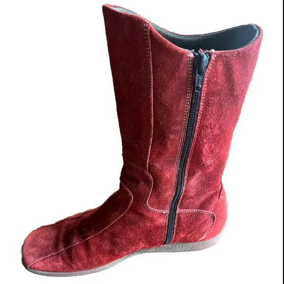 Aquatalia Wedge Boots Red Suede Side Zip Mid Calf Size 7.5
