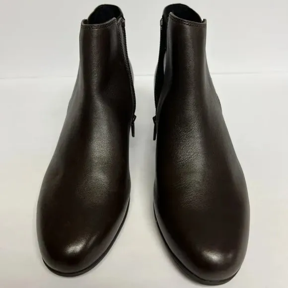 Aravon Women's Career Chelsea Boots Brown, Size 7D