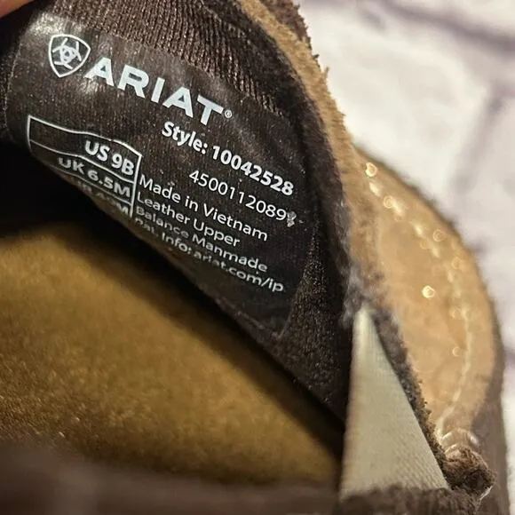 Ariat Cruiser Azteca Suede Metallic copper floral Size 9
