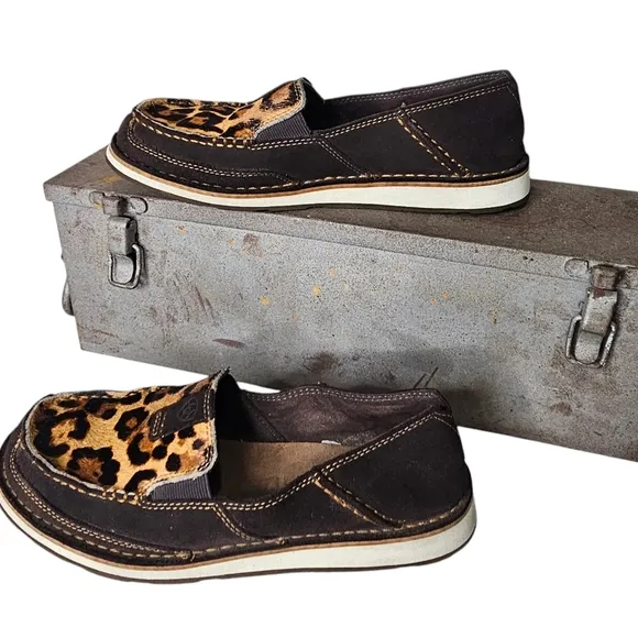 Ariat Hair On Chocolate Leopard Cruiser Suede Slip-on Western Flats Wmn's Sz 8.5