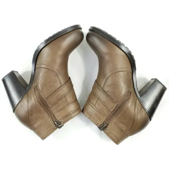 Ariat Two24 Ready To Go Mushroom Taupe Leather Ankle Boots Womens Size 8.5 B