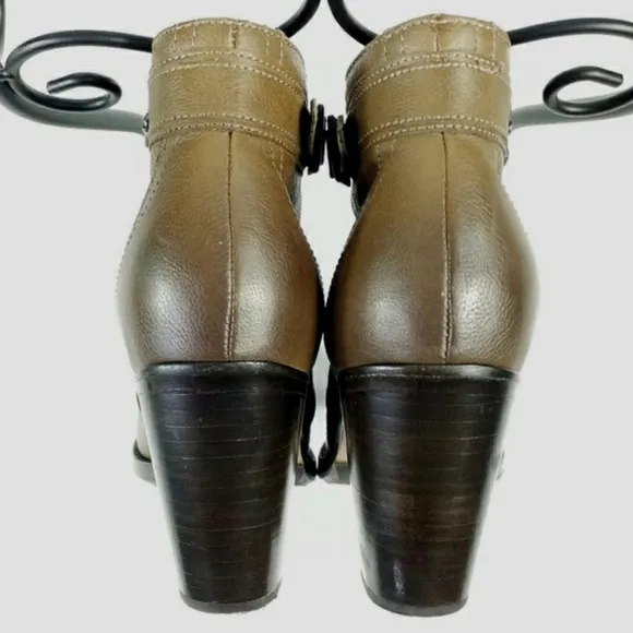 Ariat Two24 Ready To Go Mushroom Taupe Leather Ankle Boots Womens Size 8.5 B