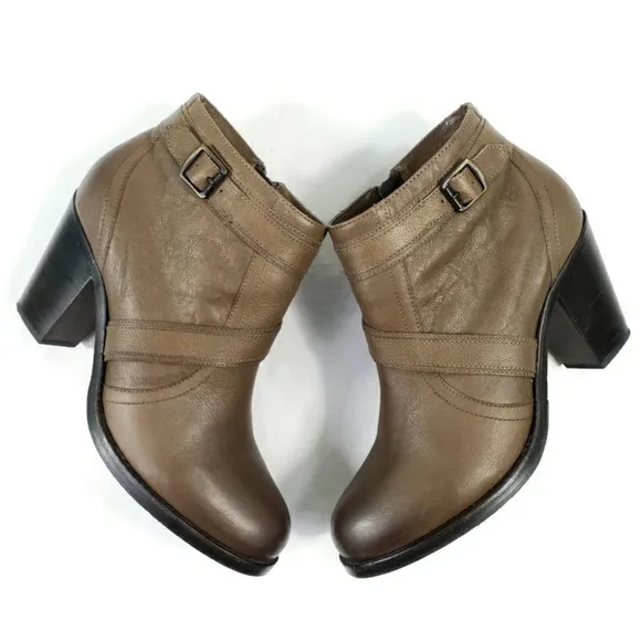Ariat Two24 Ready To Go Mushroom Taupe Leather Ankle Boots Womens Size 8.5 B
