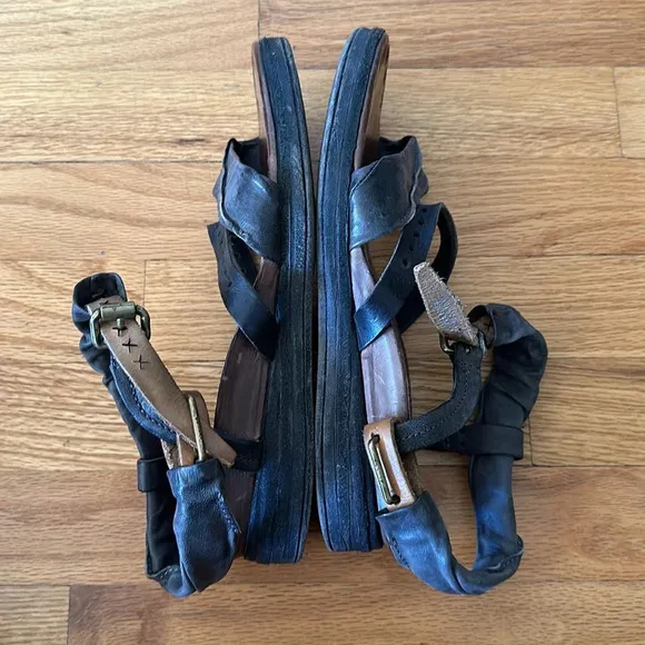 AS 98 sandals grey leather sz EU 40 or US 9.5 great pre owned condition