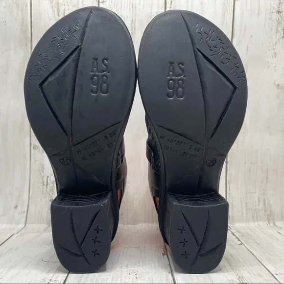 A.s.98 Keldon Sandal In Black Leather Size 6-6.5