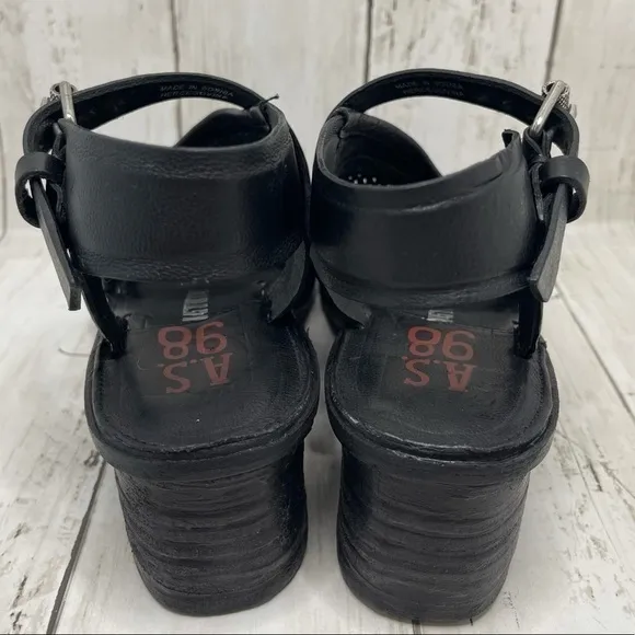 A.s.98 Keldon Sandal In Black Leather Size 6-6.5