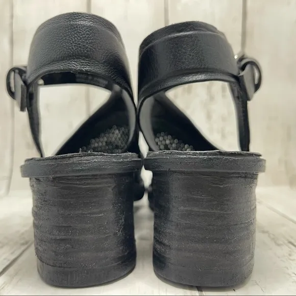 A.s.98 Keldon Sandal In Black Leather Size 6-6.5