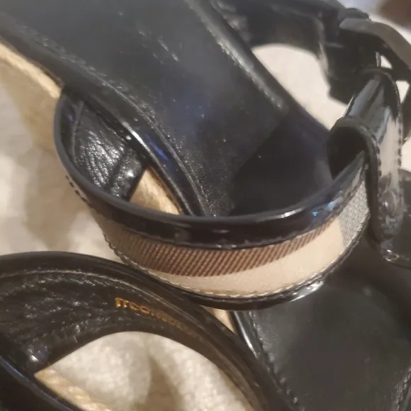 Authentic Burberry Patent Leather Wedge Thongs Sandals size 41 (size 11 …