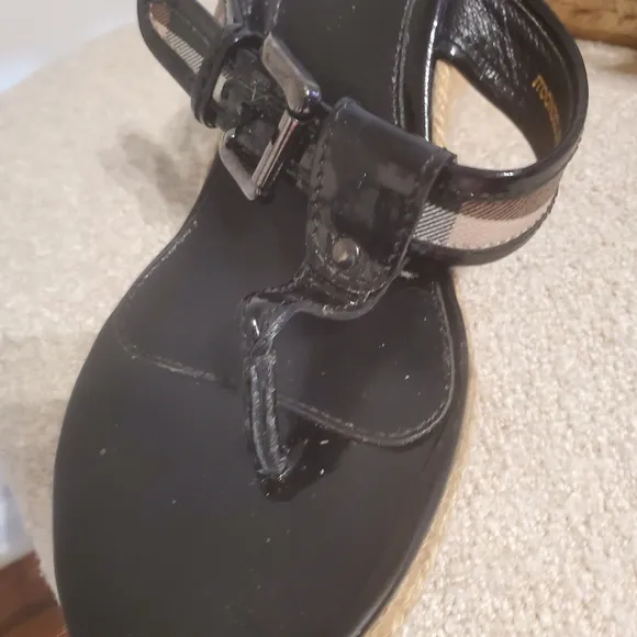 Authentic Burberry Patent Leather Wedge Thongs Sandals size 41 (size 11 …