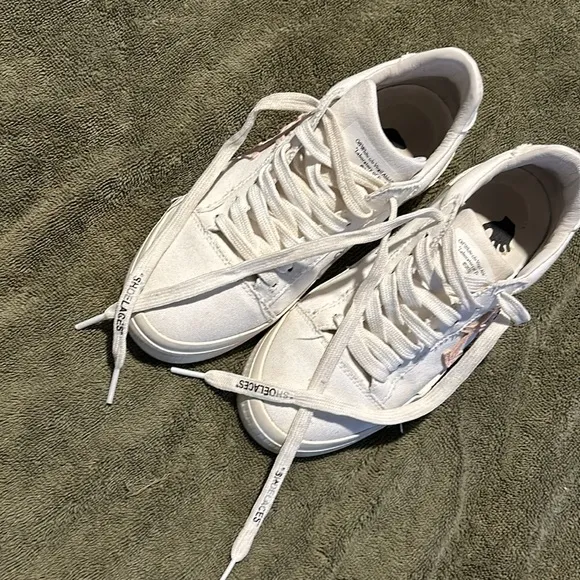 AUTHENTIC Off White low Vulcanized eco canvas sneakers white pink size 38 No box