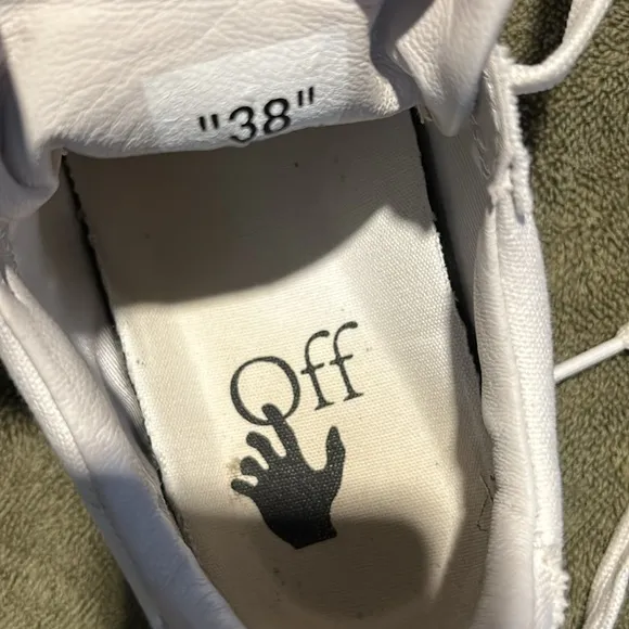 AUTHENTIC Off White low Vulcanized eco canvas sneakers white pink size 38 No box