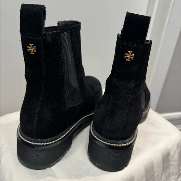 Authentic Tory Burch Chelsea 50mm Lug boots Suede - 8M