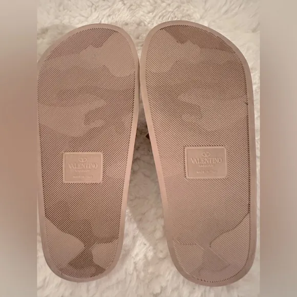 Authentic Valentino Rockstud Rubber Pool Slides Water Rose Pink 10US / 40EU