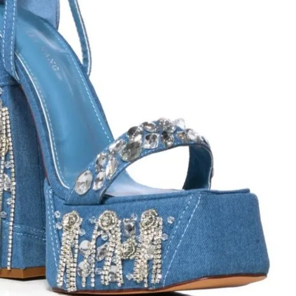 AZALEA WANG &quot;NOBODY DOES IT BETTER&quot;  RHINESTONE FRINGE CHUNKY HEEL (BRAND  NEW !