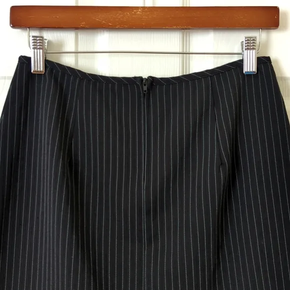 B. Darlin 90's Vintage Jacquard Striped High Waisted A-Line Mini Skirt Black 5/6