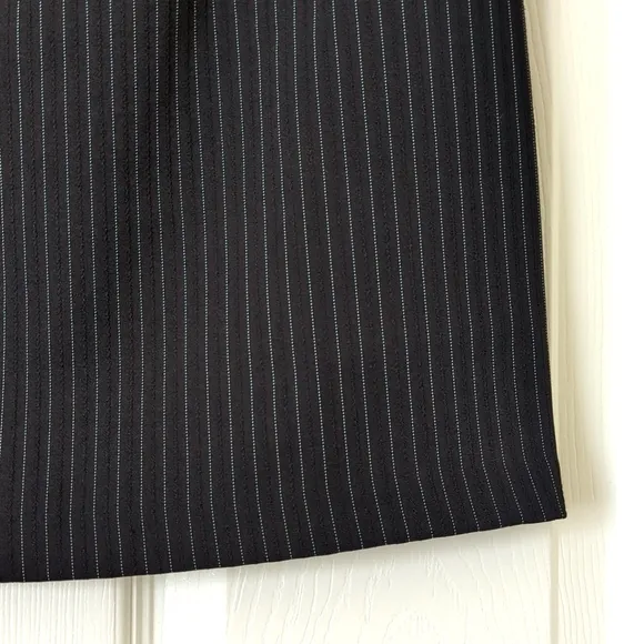 B. Darlin 90's Vintage Jacquard Striped High Waisted A-Line Mini Skirt Black 5/6
