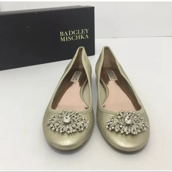 🆕Badgley Mischka Bridal Flat Gold Metallic Suede