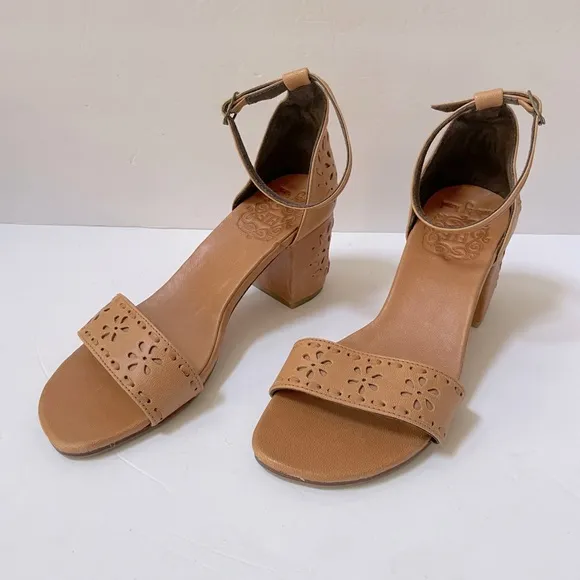 BALI ELF Beautiful Handmade Leather Ankle Strap Sandals Size 7.5